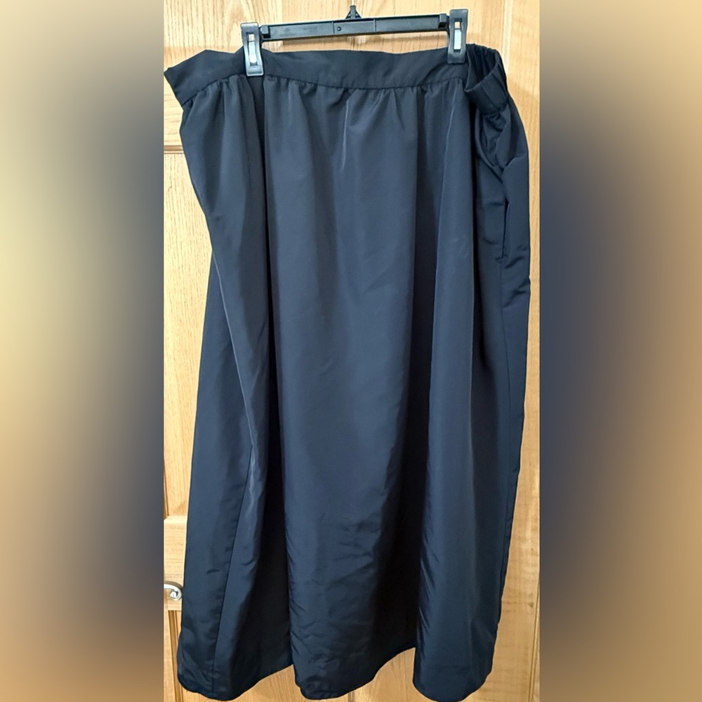 Old Navy Black Skirt